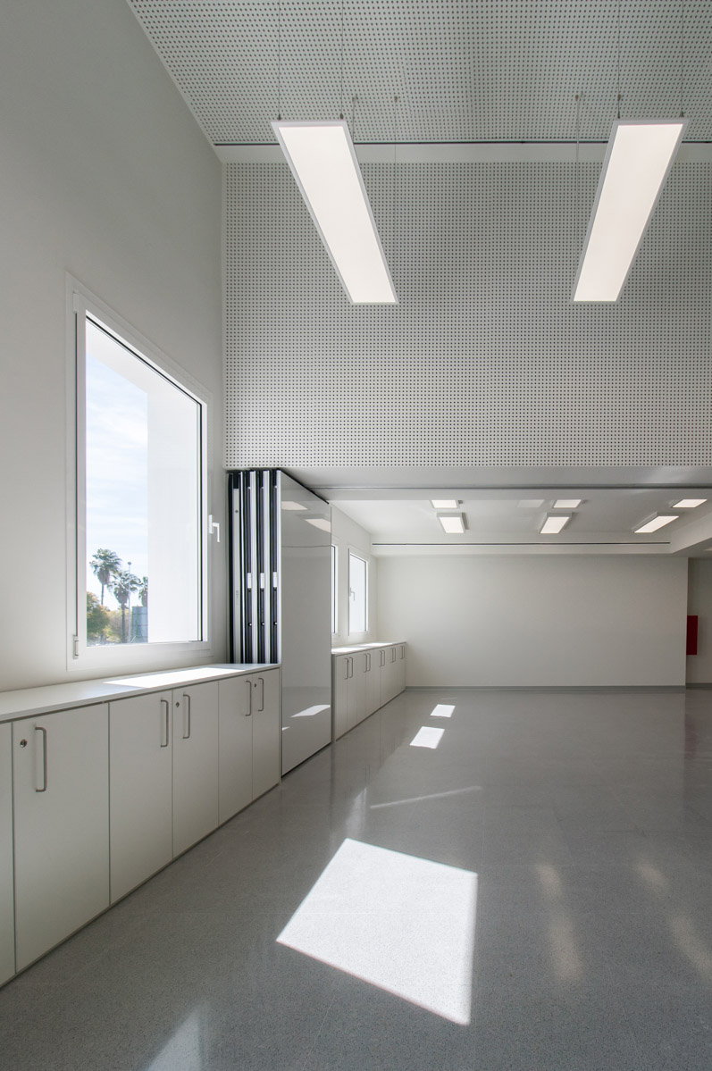 Iniesta Nowell Arquitectos - Reforma integral de edificio de Cruz Roja en Jerez de la Frontera